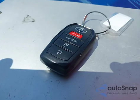 2025 Toyota Camry Xse/Xle/Le/Se z USA, uszkodzony, nr VIN 4T1DAACK0SU024677